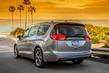 Los cascos para siete pasajeros minivan Chrysler Pacifica foto 5