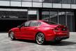 La primera generación de su sedán Genesis G70 foto 2