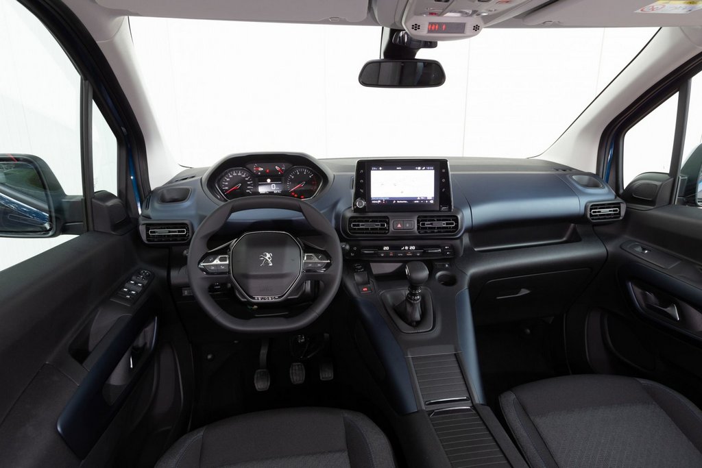 Revisión de la nueva furgoneta compacta Peugeot Rifter