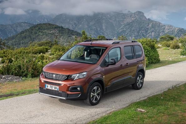 Revisión de la nueva furgoneta compacta Peugeot Rifter