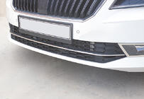 Skoda Superb 2015-2024 Cubiertas para parachoques delantero OmsaLine (3 uds, acero inoxidable) foto 1