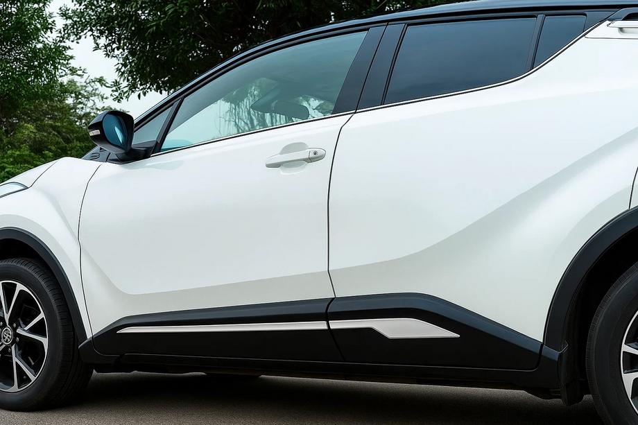 Toyota C-HR 2016-2023 Molduras de puerta OmsaLine (4 uds, acero inoxidable) Image
