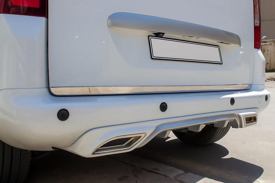 Peugeot Partner/Rifter 2019- Moldura inferior de maletero (acero inoxidable) Foto 1