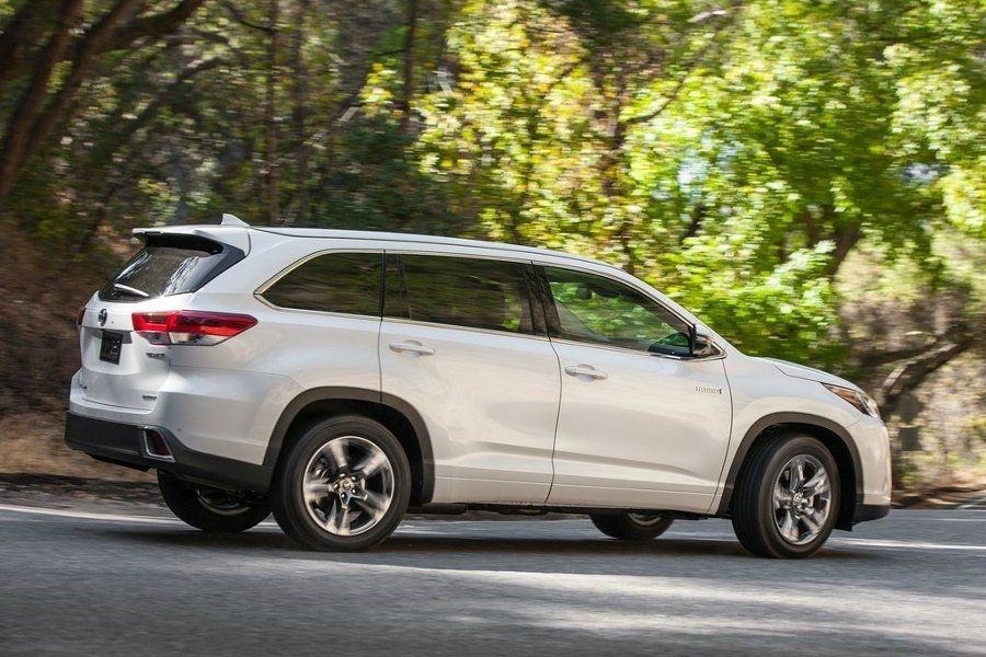El examen de cruce Toyota Highlander de tercera generación