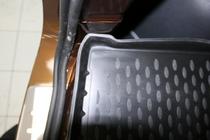 Renault Duster 2008–2017 Alfombrilla de maletero de goma (Novline) SUV (4WD) foto 2