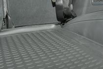 SsangYong Rexton I 2001-2017 Alfombrilla de maletero (Novline) introducción foto 4