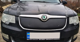 Skoda Superb 2009-2015 Cubierta de rejilla de invierno (Superior, 2008-2013) foto 1