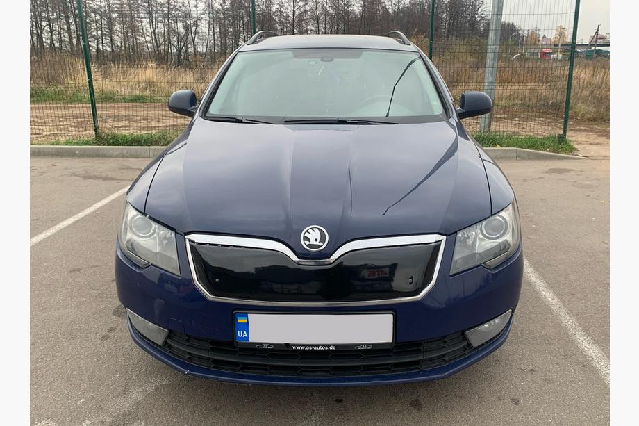 Skoda Superb 2009-2015 Cubierta de parrilla de invierno (Superior, 2013-2015) Image