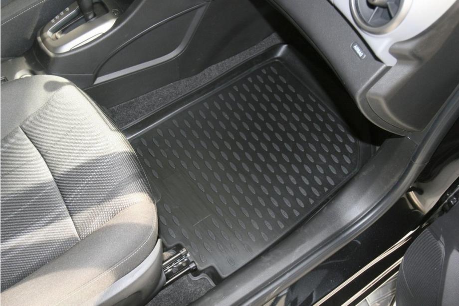 Chevrolet Aveo T300 2011-2020 Alfombrillas de goma para interior (4 uds, Novline) Foto 4