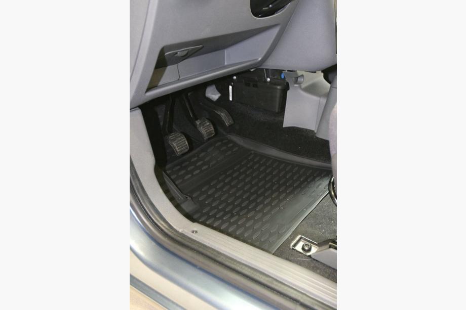 Ford Connect 2002–2006 Alfombrillas de goma para interior (4 uds, Novline) Foto 2
