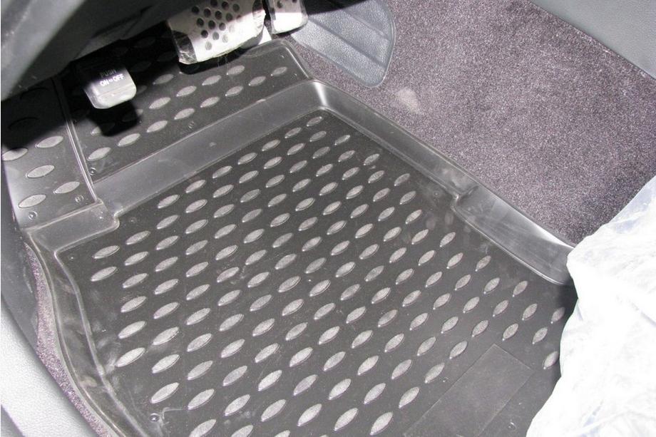 Infiniti FX 2003-2008 (FX35) Alfombrillas de goma para interior (4 uds, Novline) Foto 2