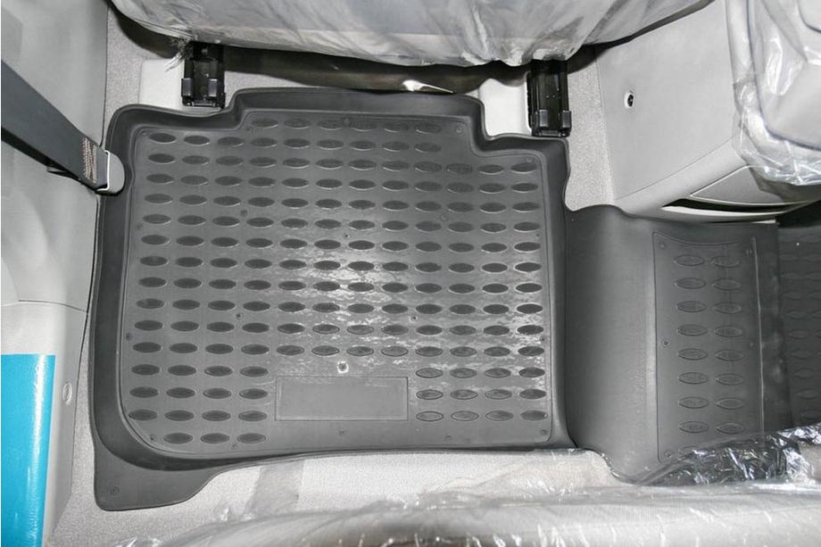 Kia Cerato 1 2004-2009 Alfombrillas de goma para interior (4 uds, Novline) Foto 3