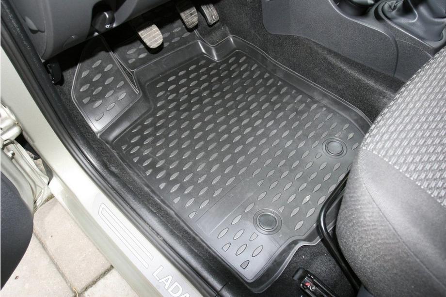 Lada Largus 2012- Alfombrillas de goma interior (4 uds, Novline) 5 plazas Foto 2