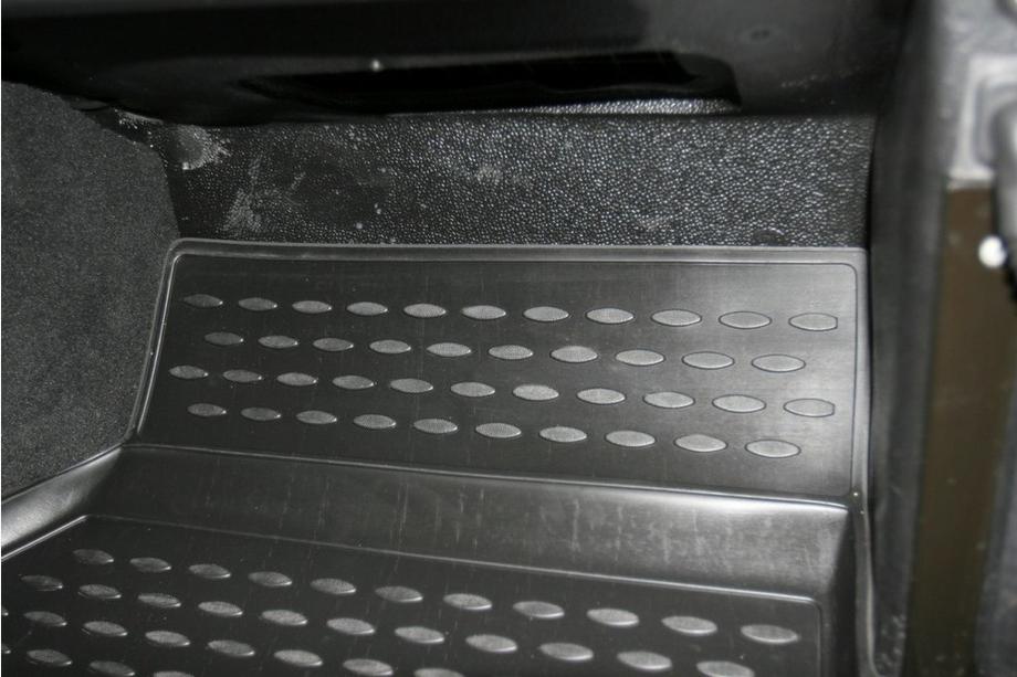 Land Rover Defender 1986-2016 Alfombrillas de goma para interior (3 uds, Novline) 110/5D Foto 3