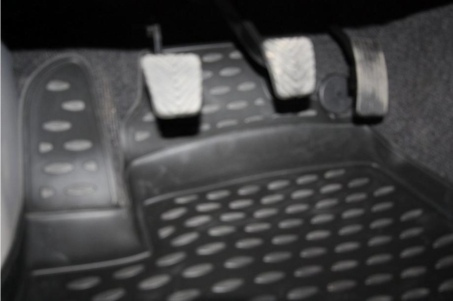 Mitsubishi L200 2006-2015 (2010-2015) Alfombrillas de goma interiores (4 uds, Novline) 2D Foto 2