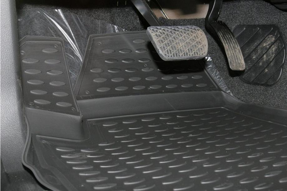 SsangYong Action 2005-2018 (2006↗) Alfombrillas de goma para interior (4 uds, Novline) Foto 2