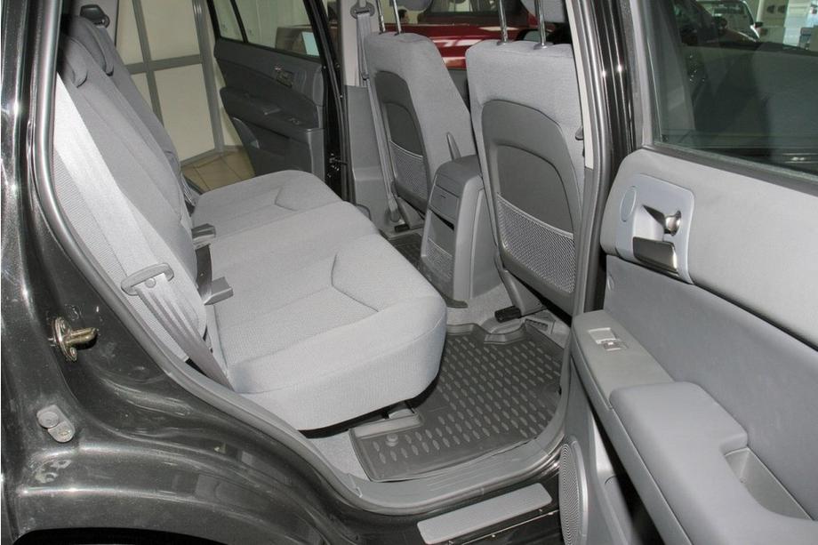 SsangYong Kyron 2005-2014 Alfombrillas de goma para interior (4 uds, Novline) Foto 3