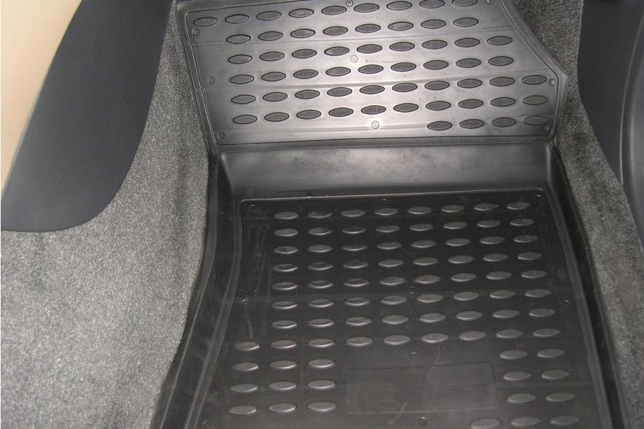 Subaru Tribeca 2005-2014 (2005↗) Alfombrillas de goma para interior (4 uds, Novline) Foto 4