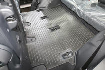 Toyota Land Cruiser 200 2007-2021 Alfombrillas de goma para interior (Novline, 2012-2015) foto 4