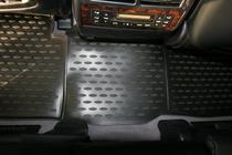 Toyota Land Cruiser 200 2007-2021 Alfombrillas de goma para interior (Novline, 2012-2015) foto 2