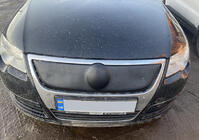 Volkswagen Passat B6 2006-2012 Cubierta de rejilla de invierno (superior) foto 2