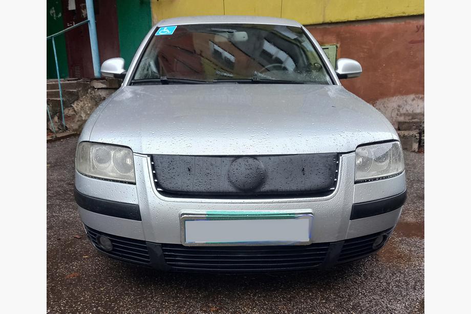 Volkswagen Passat B5 1997-2005 Rejilla de invierno (2001-2005) Brillante Foto 2