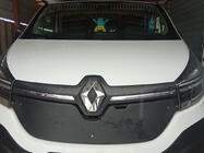 Renault Trafic 2015- Cubierta de rejilla de invierno (2015-2020) foto 2