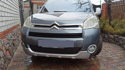 Citroen Berlingo 2008-2018 Rejilla de invierno (2008-2012) foto 2