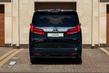 Un lujoso minivan de Toyota Alphard foto 12