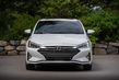 Sedán compacto de Hyundai Elantra en forma actualizada foto 7