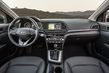 Sedán compacto de Hyundai Elantra en forma actualizada foto 11