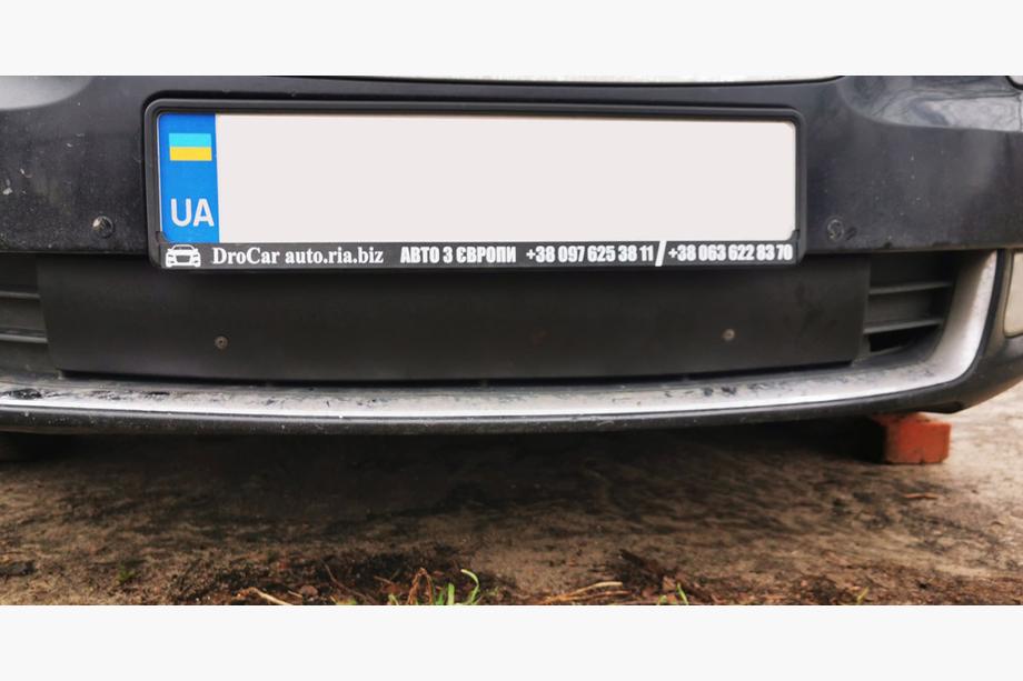 Skoda Superb 2009-2015 Cubierta de rejilla de invierno (inferior, 2008-2013) Foto 4