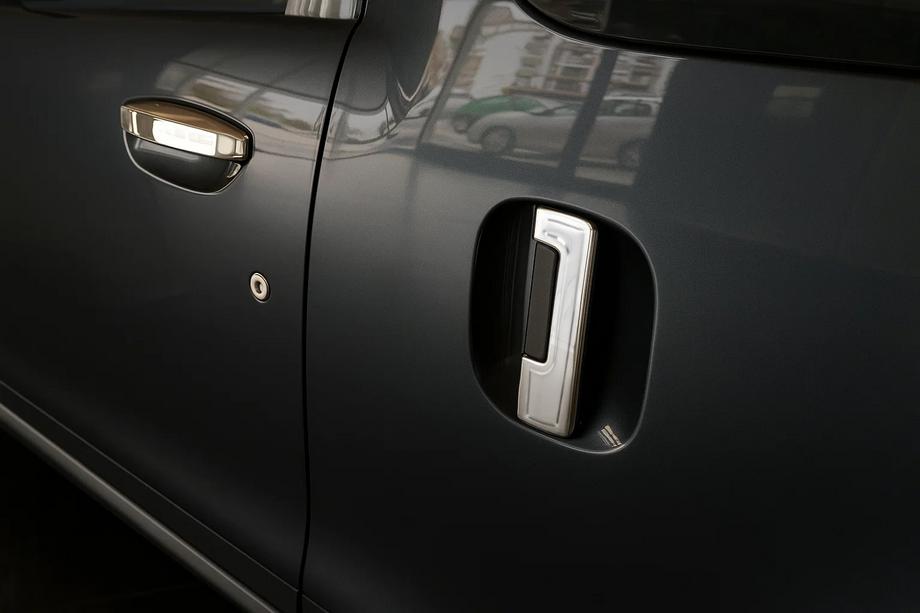 Renault Dokker 2013-2022 Cubiertas de Manijas Cromadas (4 uds., Acero Inoxidable) OmsaLine - Acero Inoxidable Italiano Image