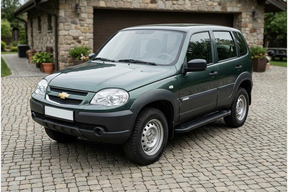 Chevrolet Niva 1998-2020 Estribos Laterales Allmond Black (2 uds., Aluminio) Image