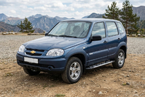 Chevrolet Niva 1998-2020 Estribos Laterales Sunrise (2 uds., Aluminio) foto 2