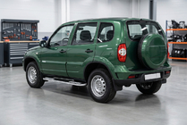 Chevrolet Niva 1998-2020 Estribos Laterales Tayga V2 (2 uds., Aluminio) foto 1