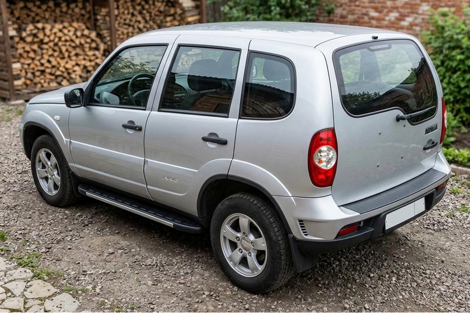 Chevrolet Niva 1998-2020 Estribos Laterales Duru (2 uds., Aluminio) Image