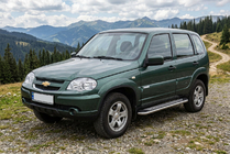 Chevrolet Niva 1998-2020 Estribos Laterales Maydos V2 (2 uds., Aluminio y Acero Inoxidable) foto 1
