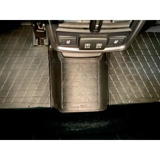 Alfombrilla trasera de tunel (Stingray Premium) Subaru Forester 2018-2024 foto 2