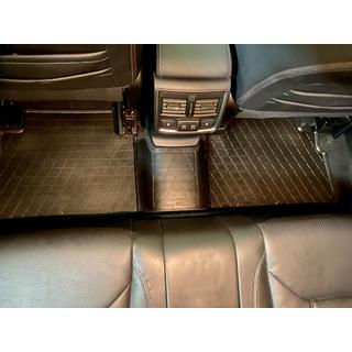 Alfombrilla trasera de tunel (Stingray Premium) Subaru Forester 2018-2024 foto 1