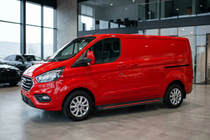 Ford Custom 2013-2022 Estribos Laterales Maya Red (2 uds., Aluminio) Batalla Larga foto 1