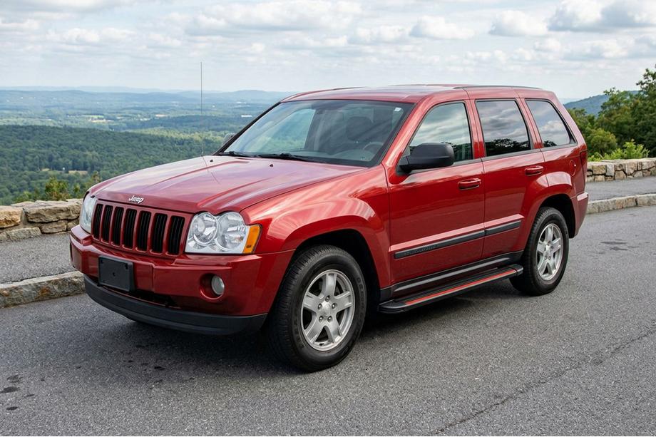 Jeep Grand Cherokee WK 2004-2010 Estribos Laterales Maya Red (2 uds., Aluminio) Foto 1