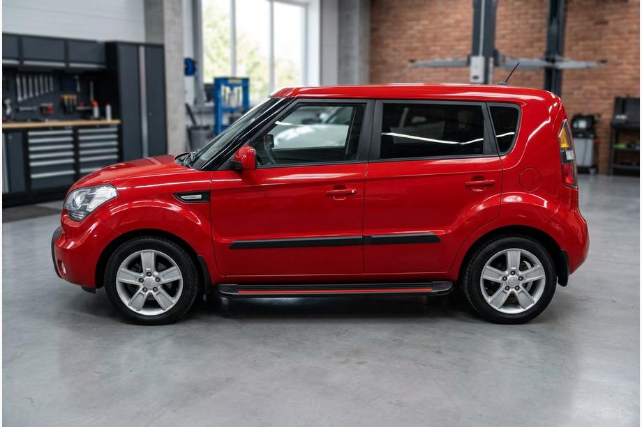 Kia Soul I 2008-2013 Estribos Laterales Maya Red (2 uds., Aluminio) Image