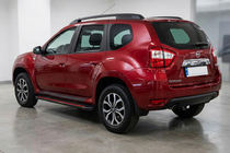 Nissan Terrano 2014- Estribos Laterales Maya Red (2 uds., Aluminio) foto 1