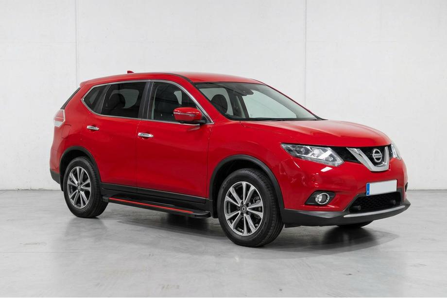 Nissan X-trail T32/Rogue 2014-2021 Estribos Laterales Maya Red (2 uds., Aluminio) Image