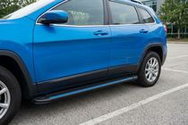 Jeep Cherokee KL 2013- Estribos Laterales Maya Blue (2 uds., Aluminio) foto 1