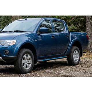 Estribos Laterales Maya Blue (2 uds., Aluminio) Mitsubishi L200 2006-2015 foto 1
