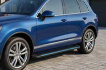 Porsche Cayenne 2003–2010 Estribos Laterales Maya Blue (2 uds., Aluminio) foto 1