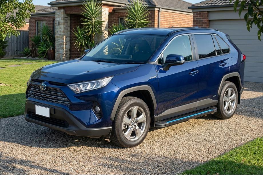 Toyota Rav 4 2019–2025 Estribos Laterales Maya Blue (2 uds., Aluminio) Image