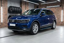 Volkswagen Tiguan 2016-2023 Estribos Laterales Maya Blue (2 uds., Aluminio) foto 1